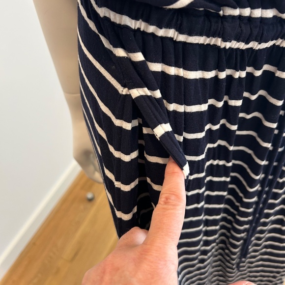J Crew Navy Blue/White Striped Strapless Maxi Dress with tie waist & pockets- M - Picture 4 of 6